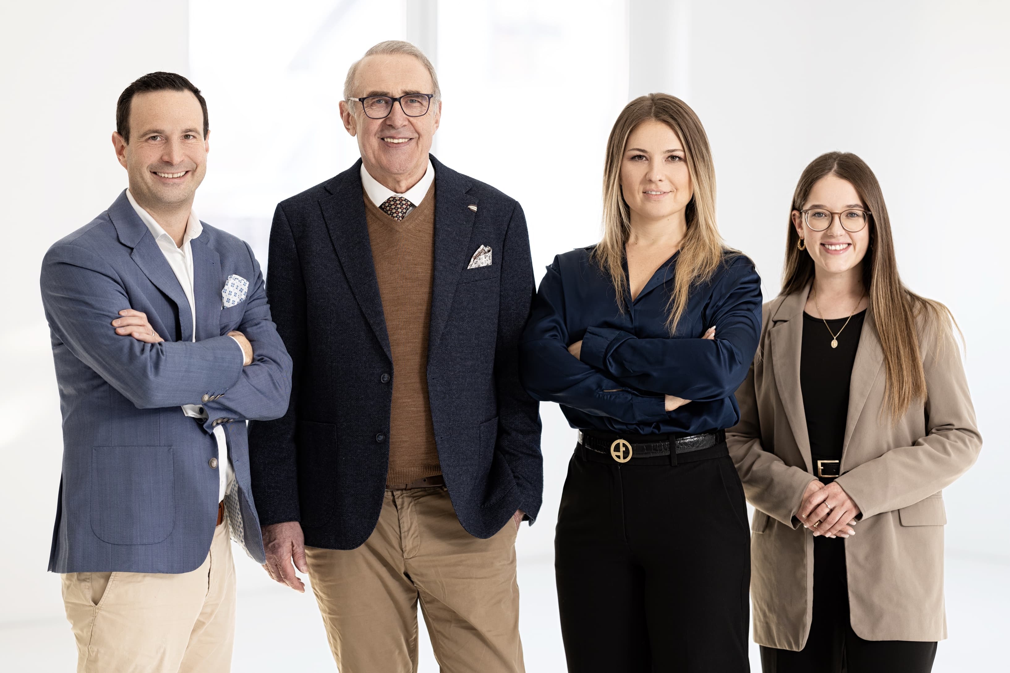 Das Team der Ruby Kanzlei in den Kanzleiräumen in Villingen